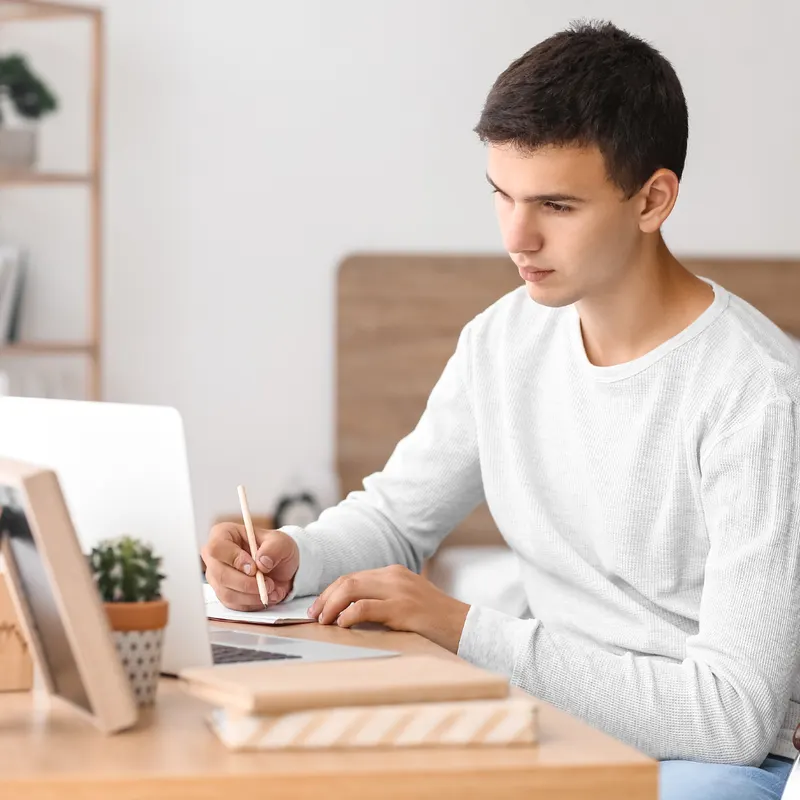 CV chronologique ou CV par compétences